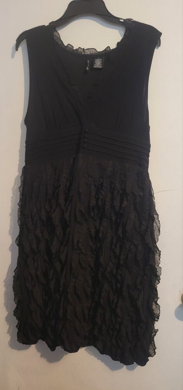 Women's L Black Ruffle Short Dress| Feminine Flowy Cocktail Party| READ BELOW!!!